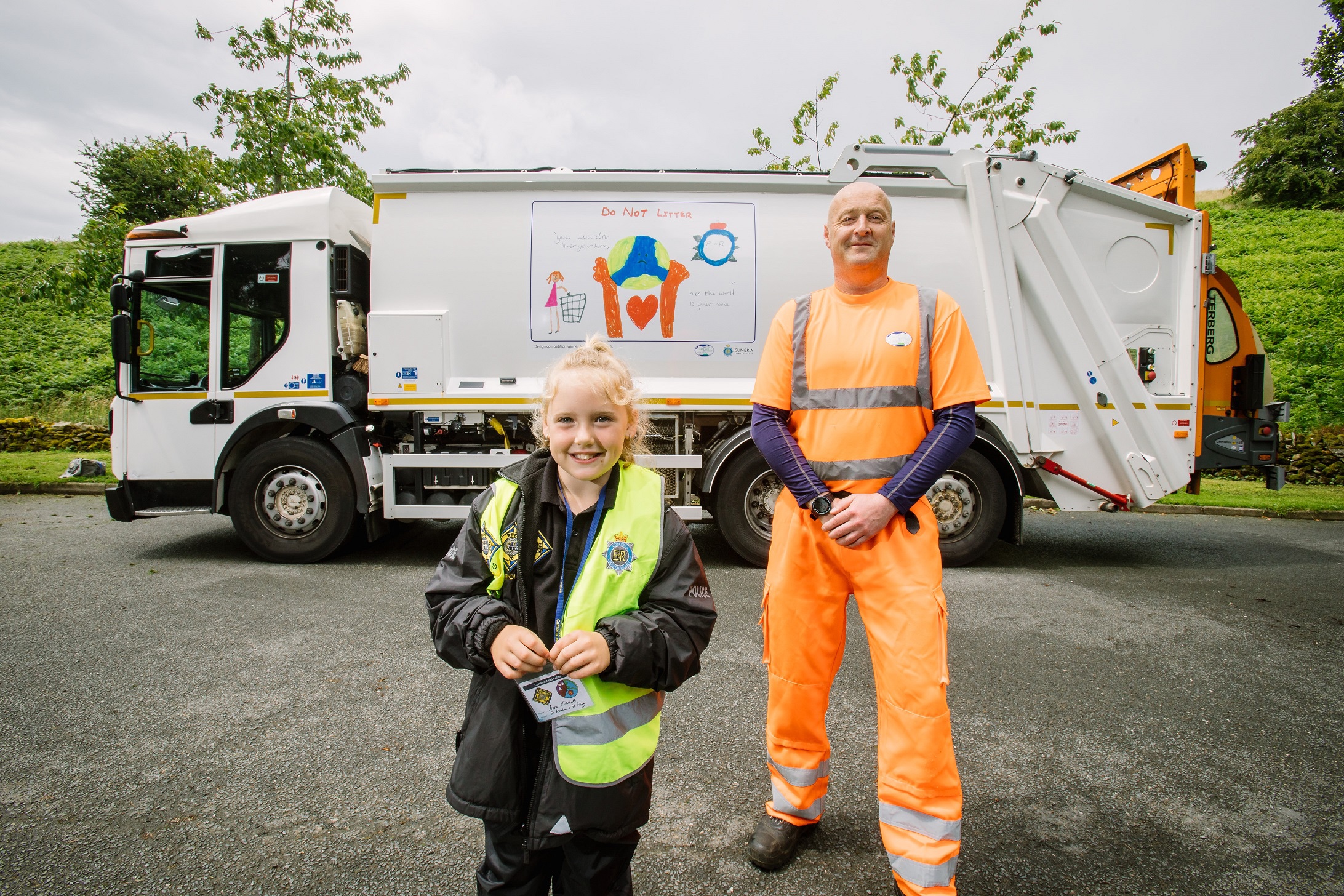 South Lakeland District Council Bin Wagon Carries Schoolgirl’s AntiLitter Message THE